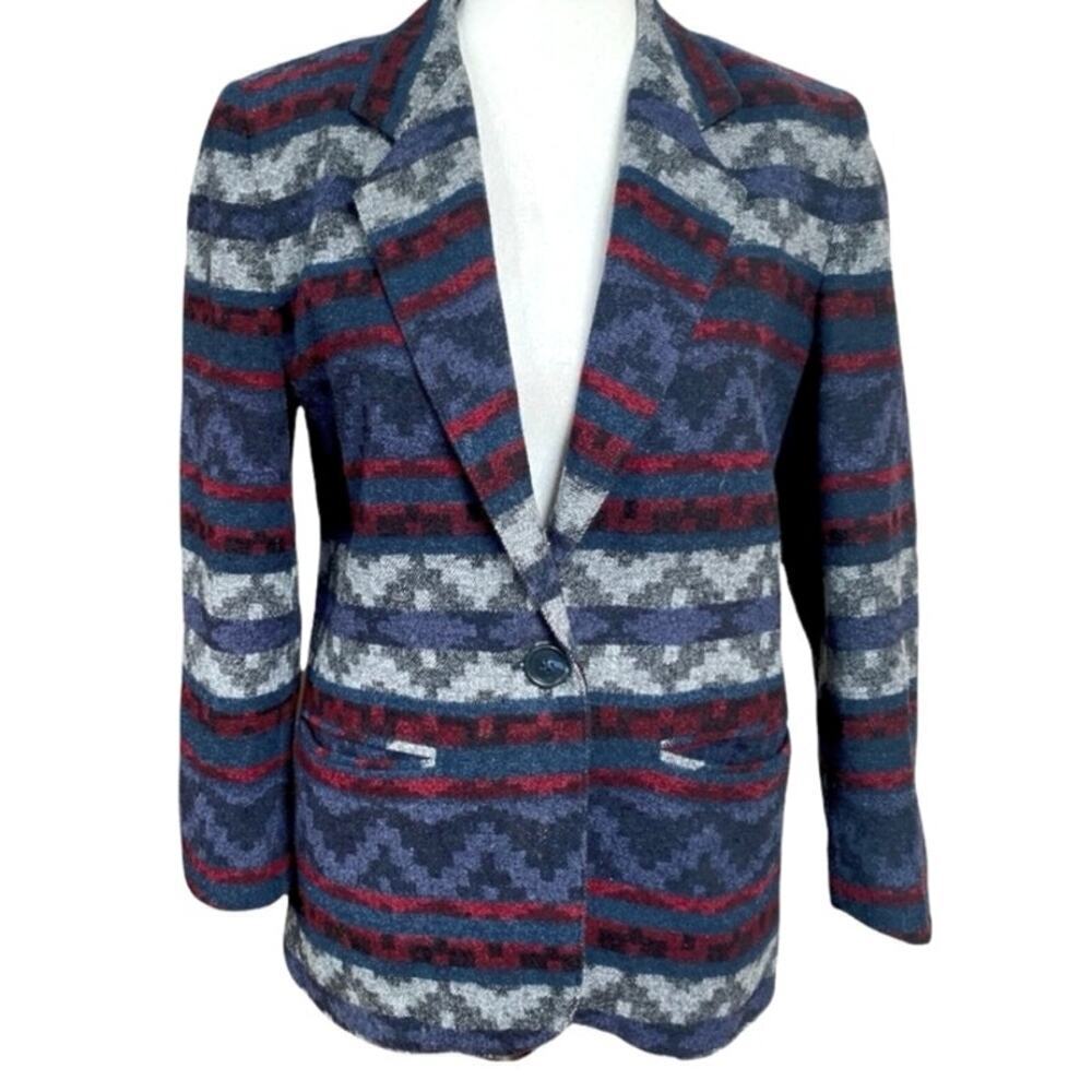 Vintage Petite Sophisticated size 4 Aztec Blazer